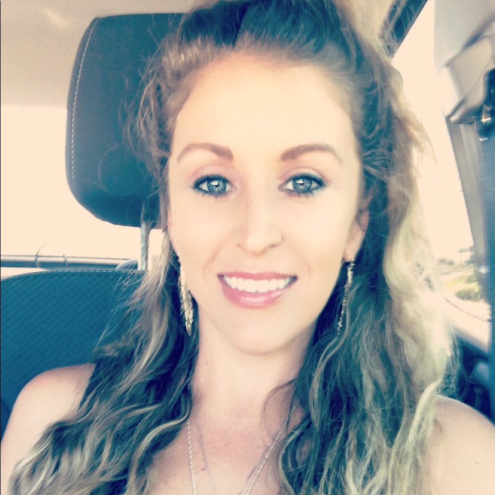 Meet your Posher, Sarah